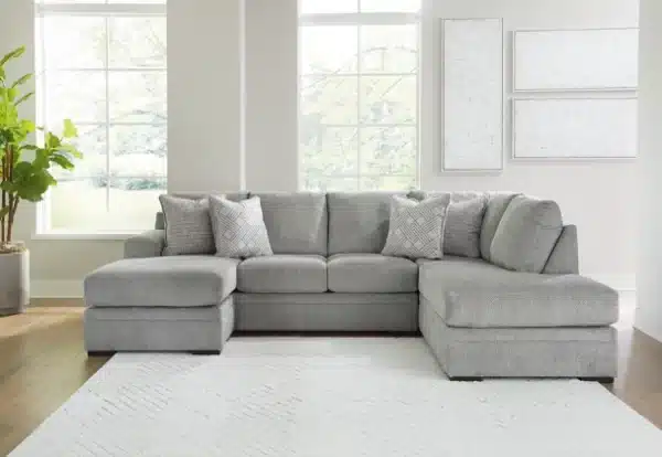 Casselbury Sectional W/Chaise